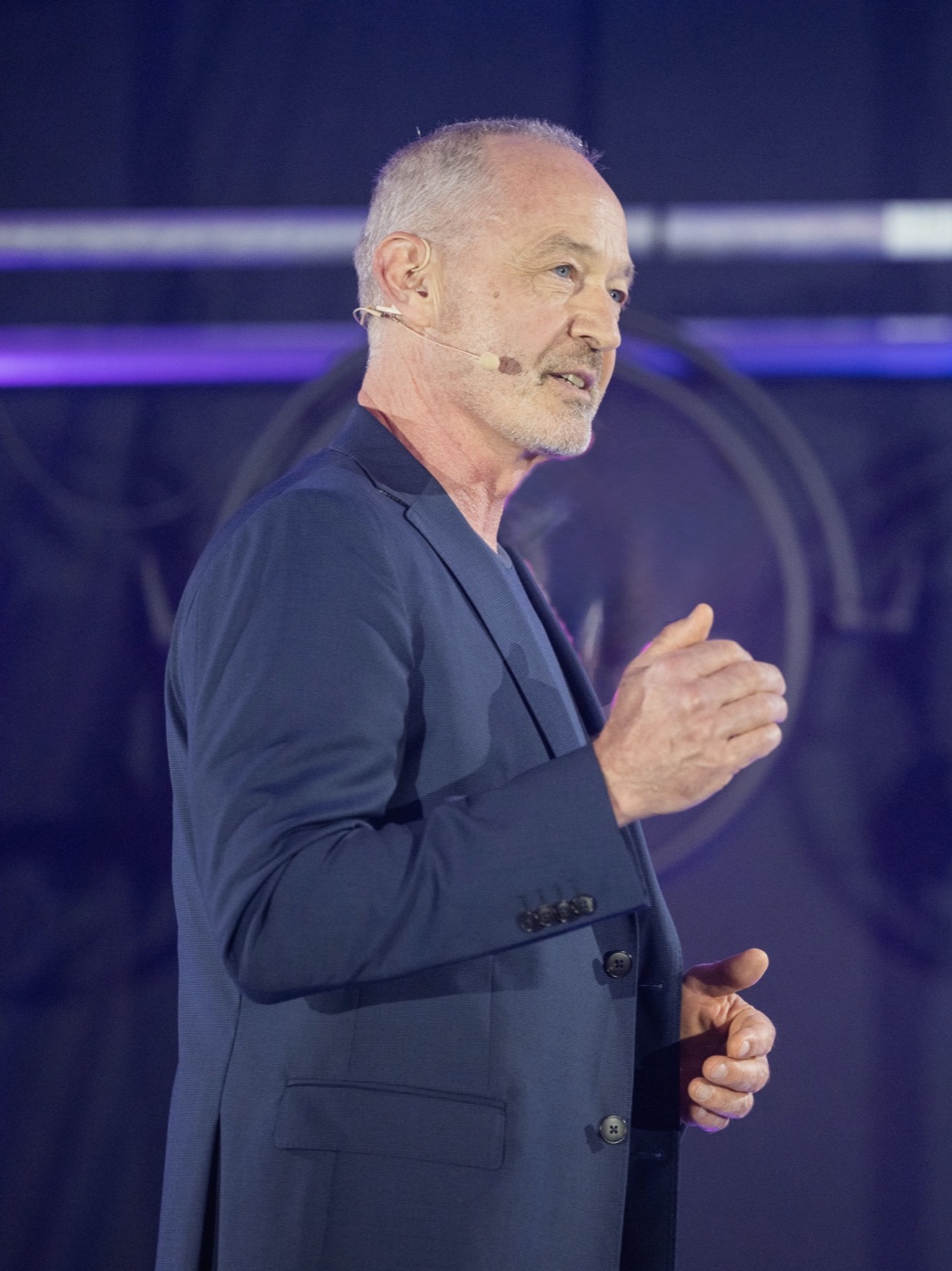 Dirk Hollstein auf der Bühne